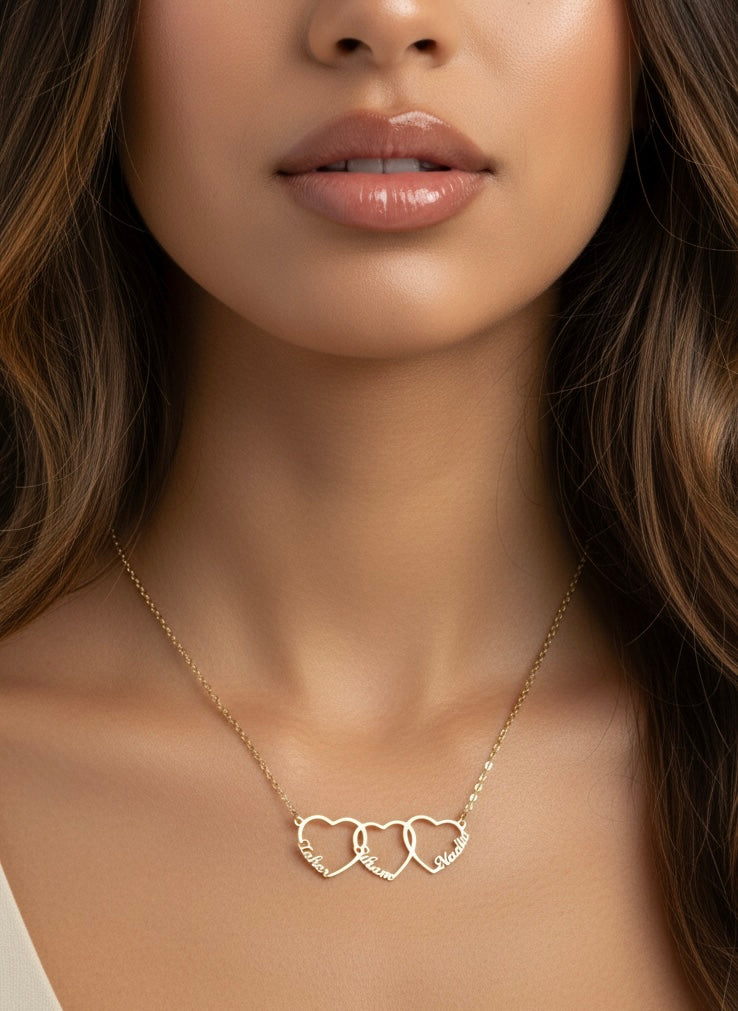Collier prénoms & coeurs